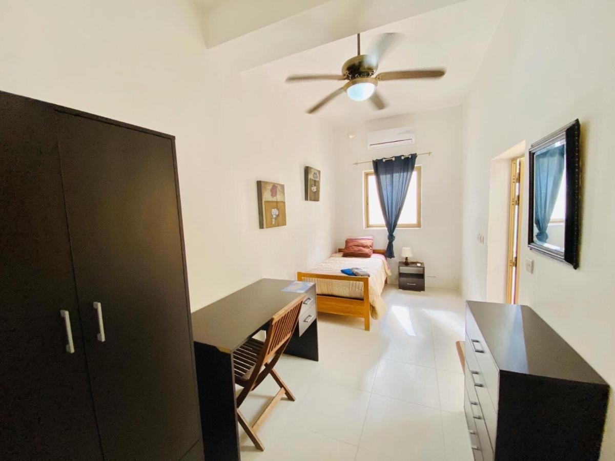 Ghajn il-Kbira  Lidda Butts Inn Annex المظهر الخارجي الصورة