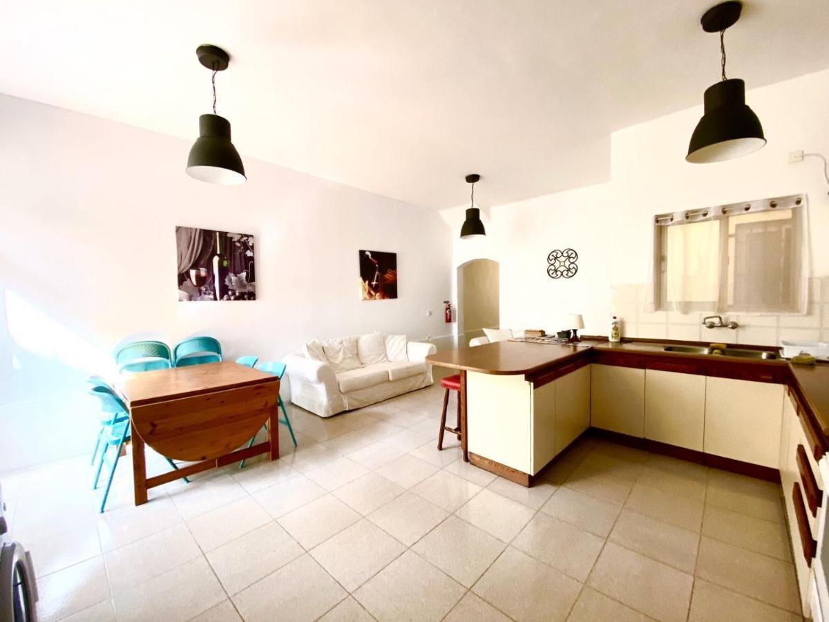 Ghajn il-Kbira  Lidda Butts Inn Annex المظهر الخارجي الصورة