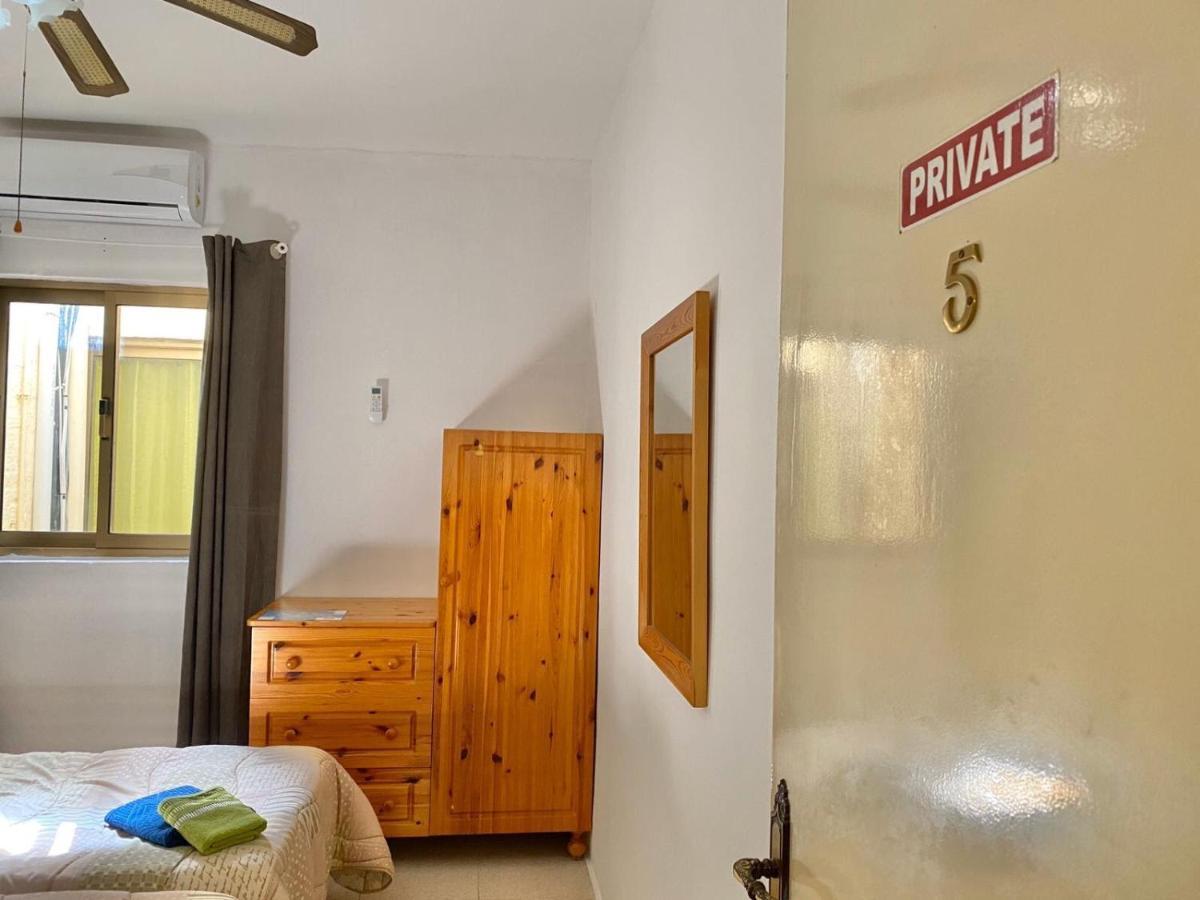 Ghajn il-Kbira  Lidda Butts Inn Annex المظهر الخارجي الصورة