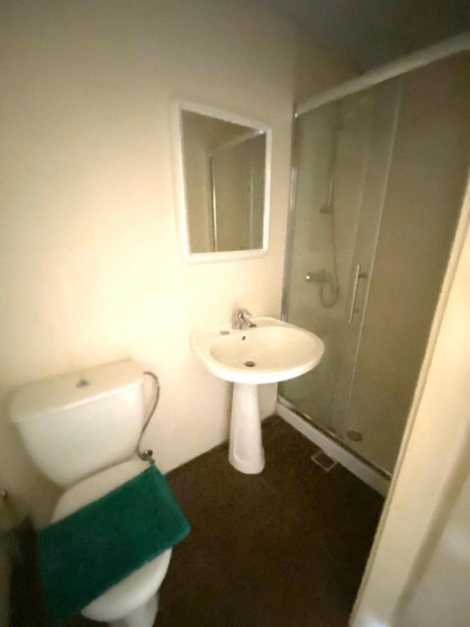 Ghajn il-Kbira  Lidda Butts Inn Annex المظهر الخارجي الصورة